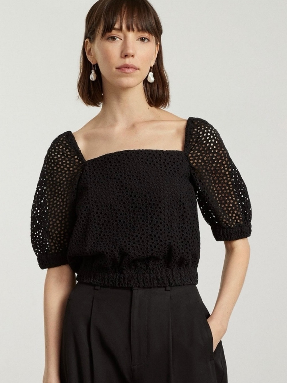Everlane Eyelet top